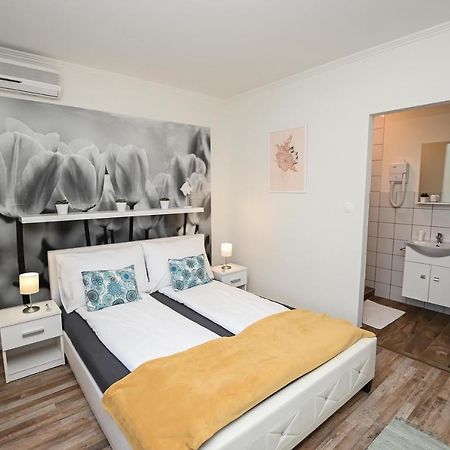 B-30 Vendeghaz Apartment Tokaj Bagian luar foto