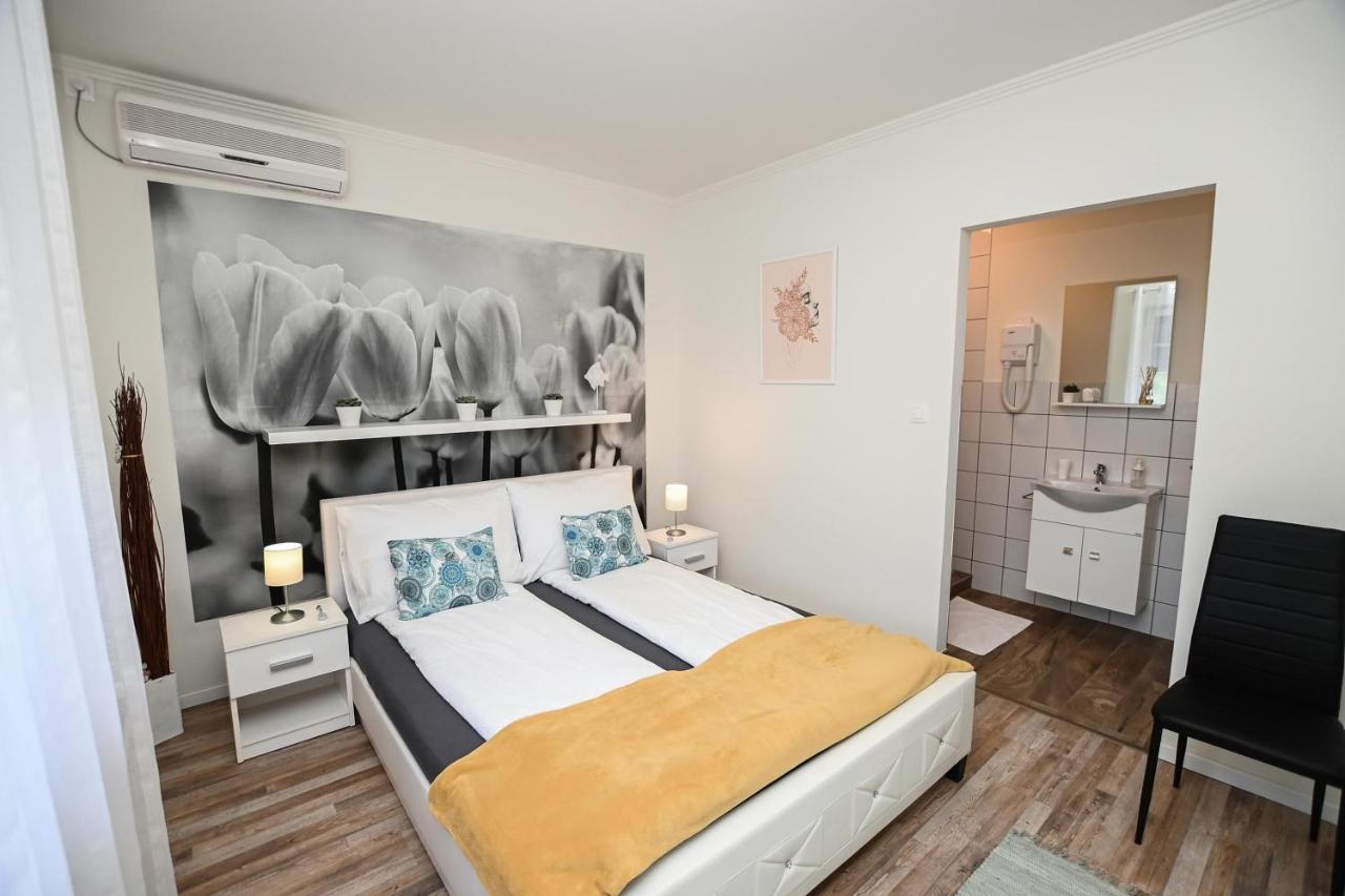 B-30 Vendeghaz Apartment Tokaj Bagian luar foto